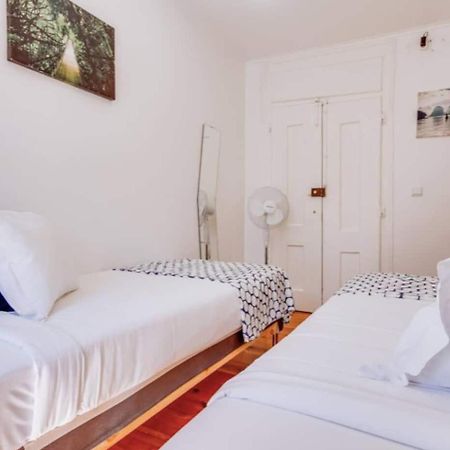 3 Bedroom Apartment In Baixa With River View Lisbon Luaran gambar