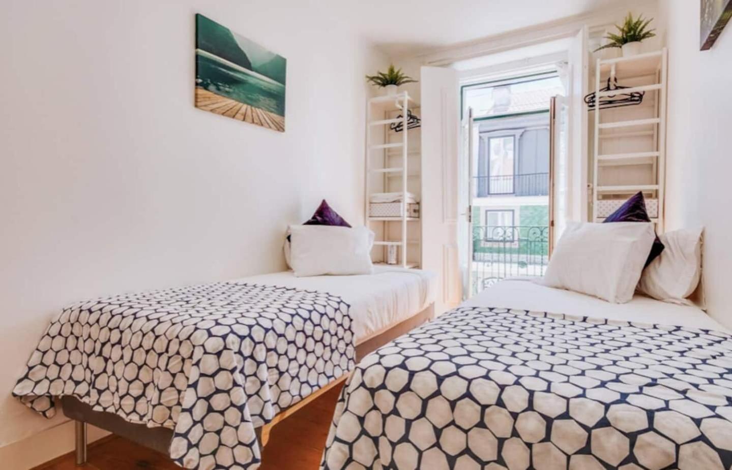 3 Bedroom Apartment In Baixa With River View Lisbon Luaran gambar