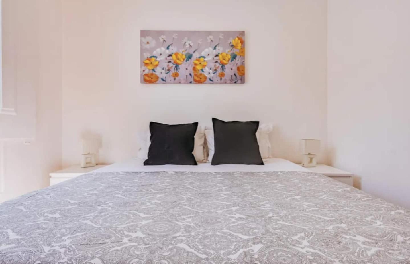 3 Bedroom Apartment In Baixa With River View Lisbon Luaran gambar