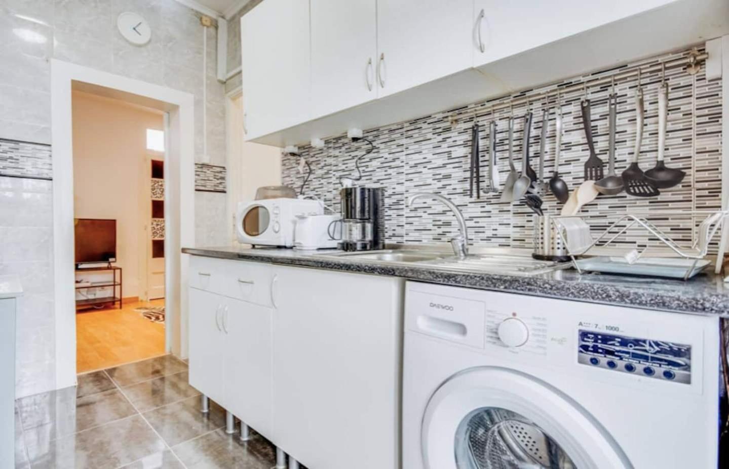3 Bedroom Apartment In Baixa With River View Lisbon Luaran gambar