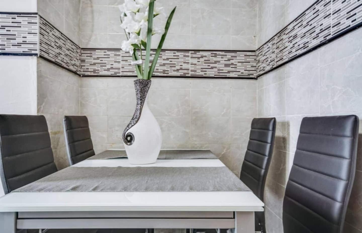 3 Bedroom Apartment In Baixa With River View Lisbon Luaran gambar