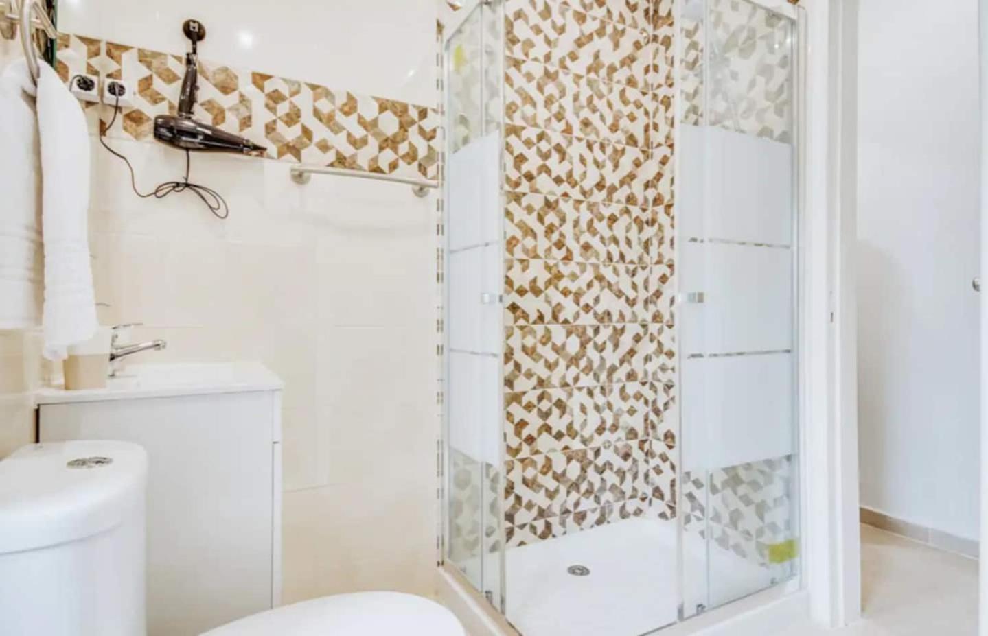 3 Bedroom Apartment In Baixa With River View Lisbon Luaran gambar